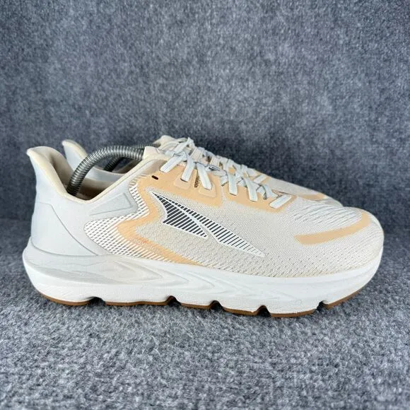 Altra Proision 6 Mens size 10 Running Shoes White Sand Trail Athletic Sneaker