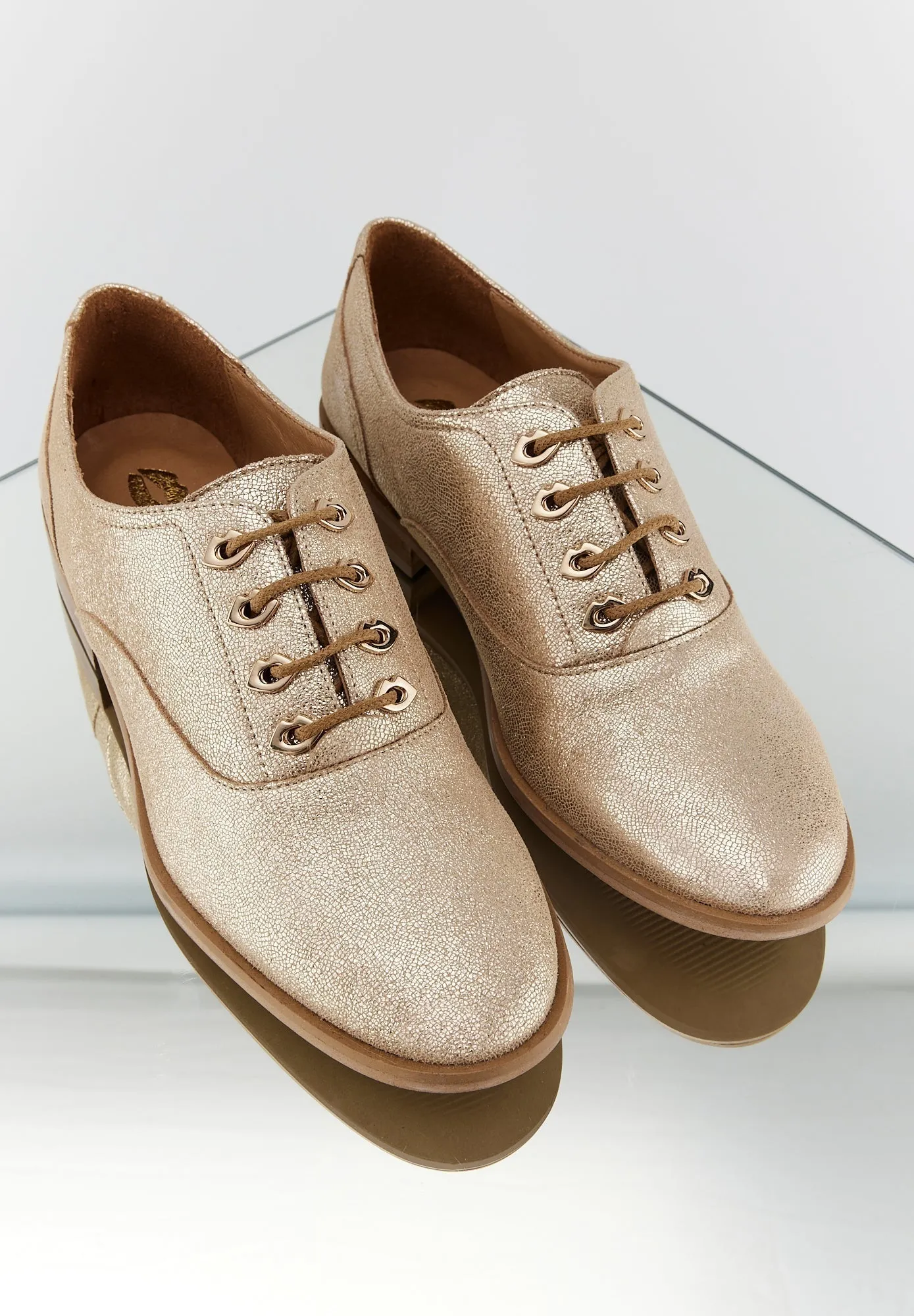 Audrey-Cuir Or