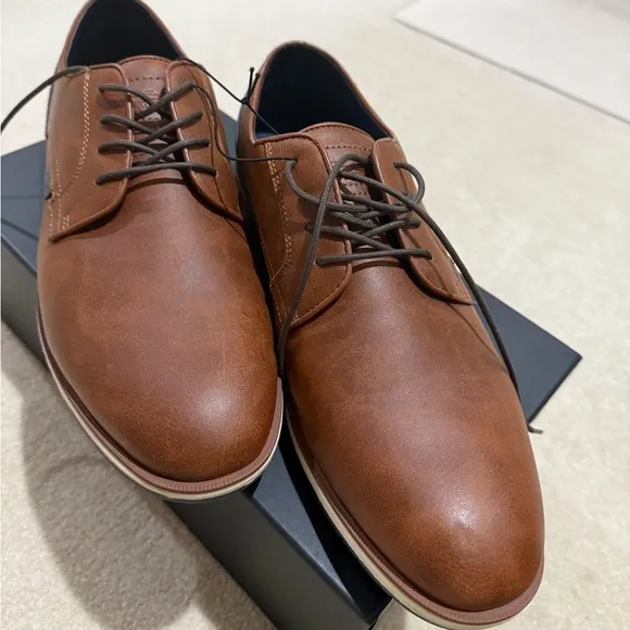 B-52 (BY: BULLBOXER ) MENS Brown and navy blue DRESS OXFORDS SIZE 12 NEW