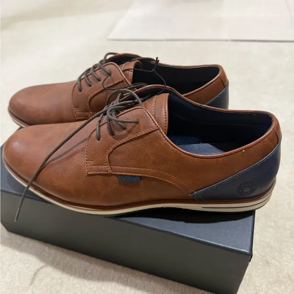 B-52 (BY: BULLBOXER ) MENS Brown and navy blue DRESS OXFORDS SIZE 12 NEW