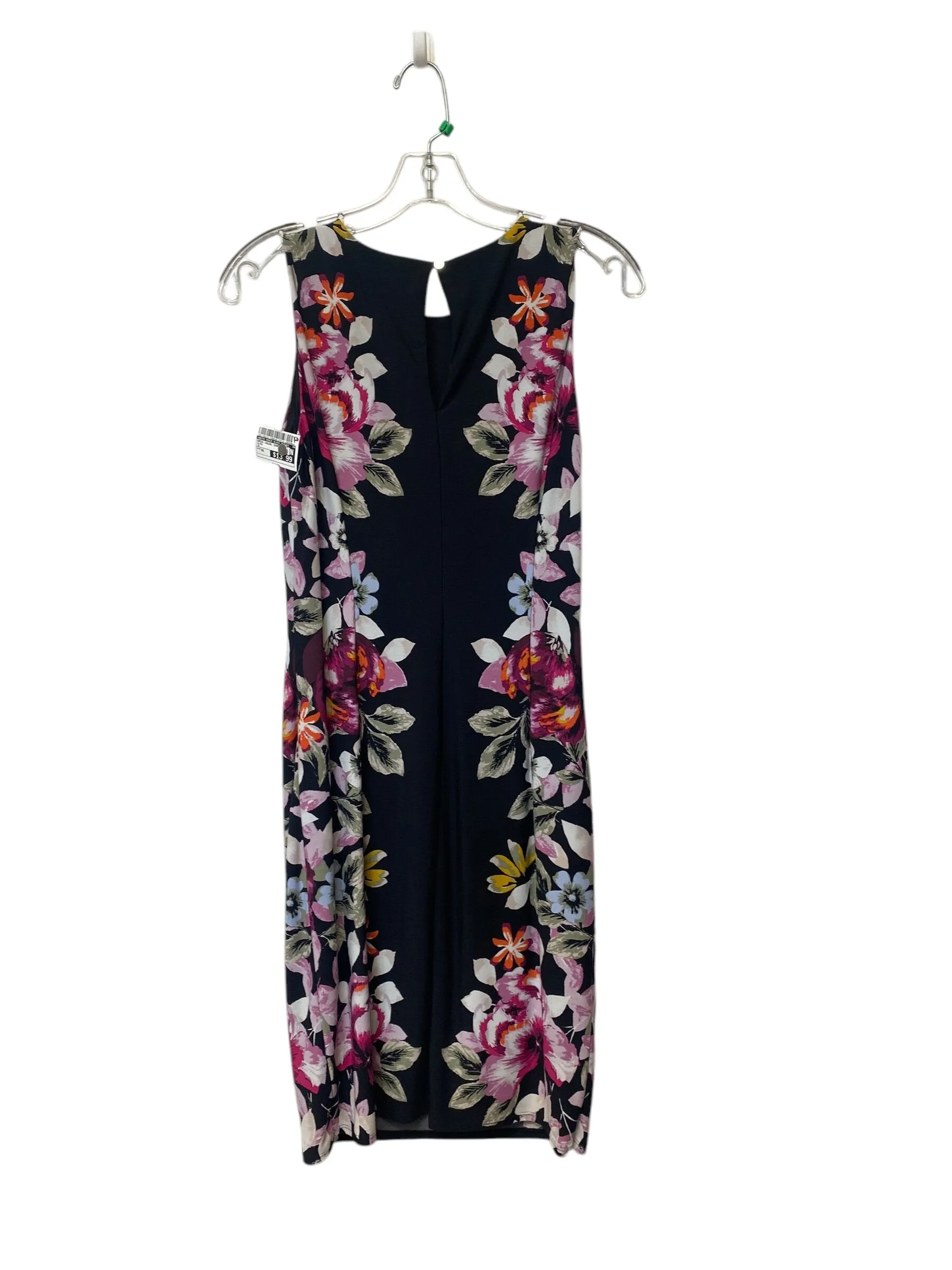 Dress Casual Short By White House Black Market  Size: Xs