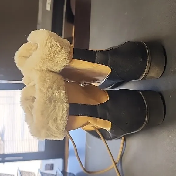 Jambu, Northgate  waterproof women's boots.