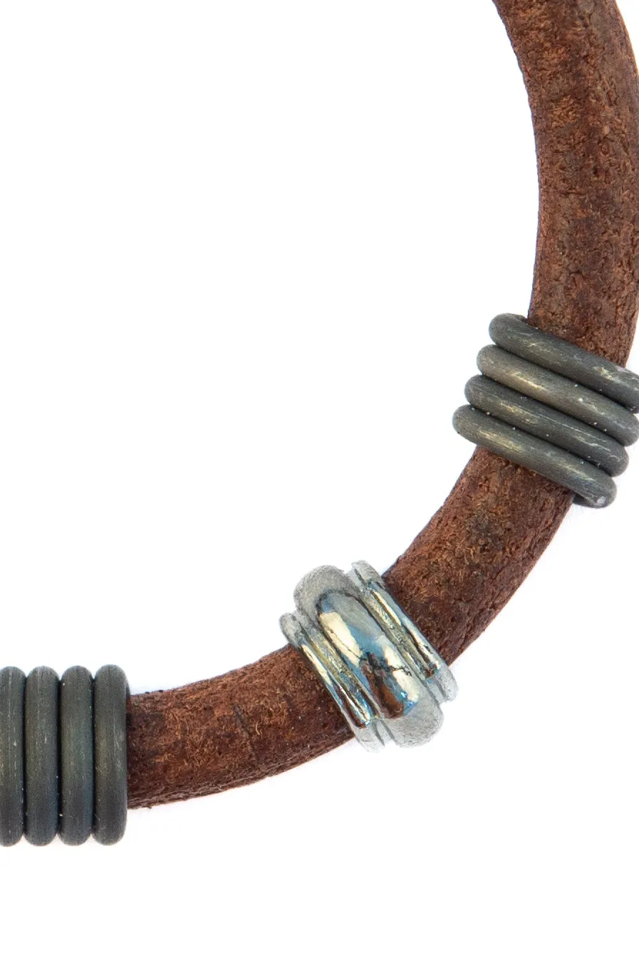 Leather snare bracelet with metal beads