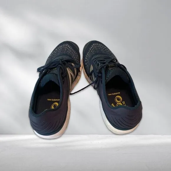 Men’s New Balance V .10