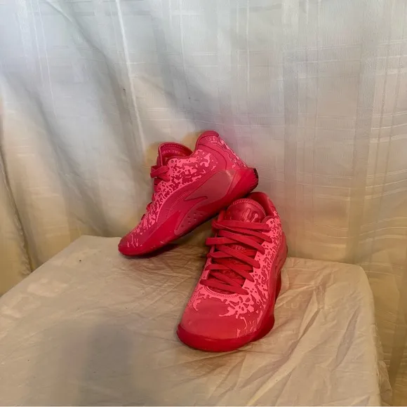 Pink Jordan Little Girl Sneakers