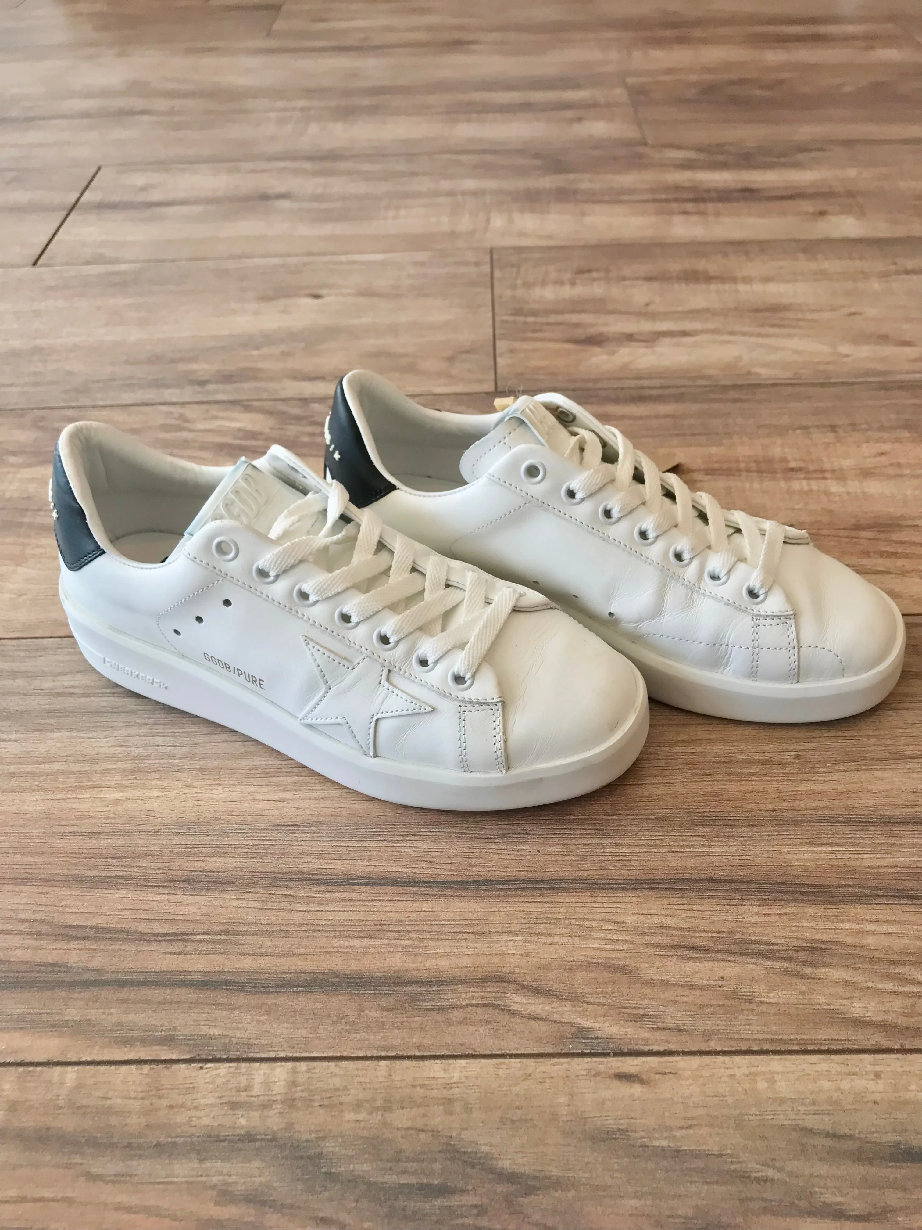 Pre-Loved Golden Goose Sneakers