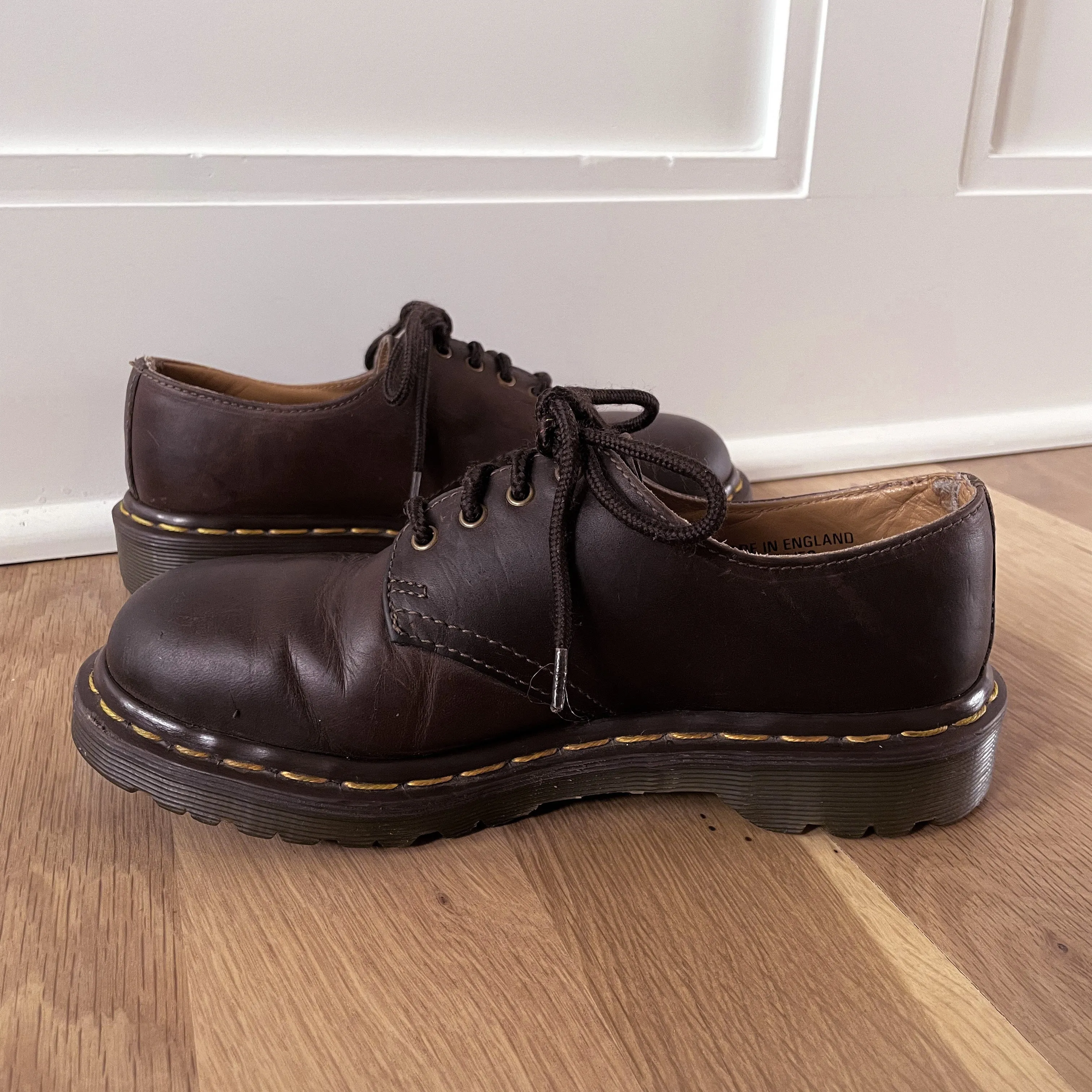 Vintage Brown Oxford