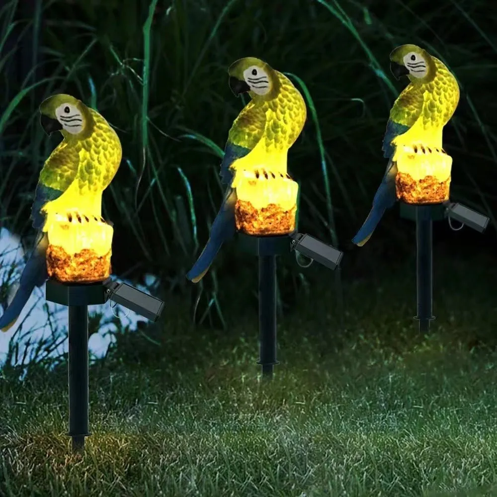Woowooh Outdoor Solar Parrot Garden Light